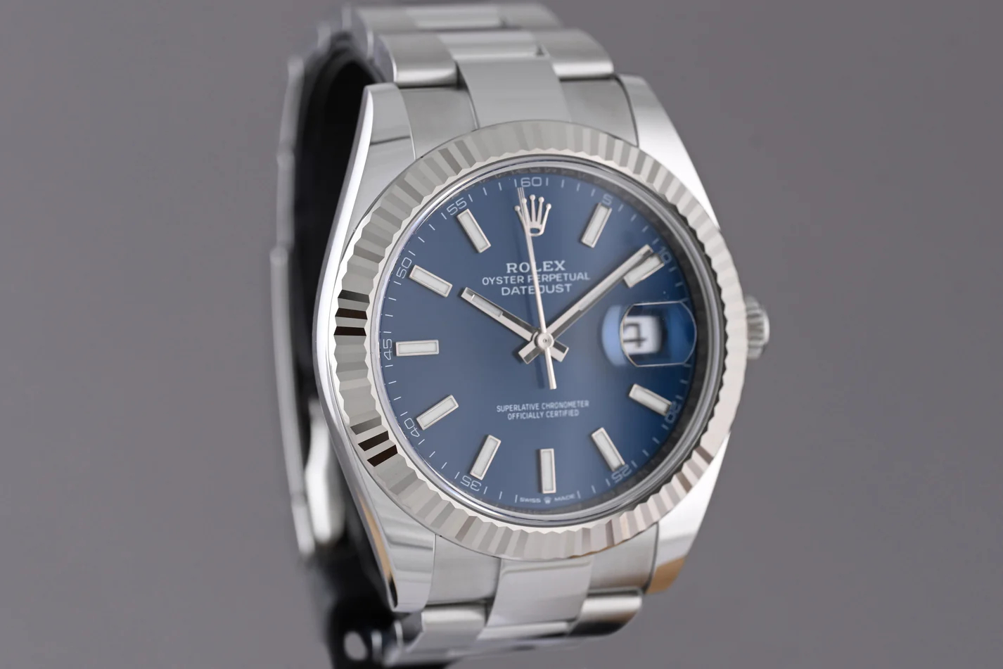 Rolex Datejust Replica Watch - Blue Dial Oyster 41mm 126334 - Image 4