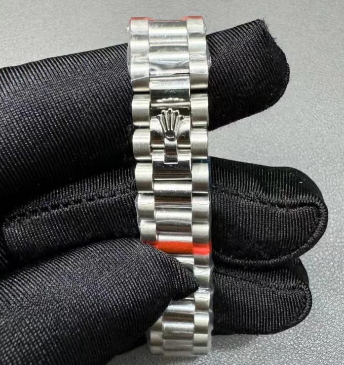 Rolex Datejust Replica Watch - Pink set with diamonds Dial 31mm 278384RBR - Image 3