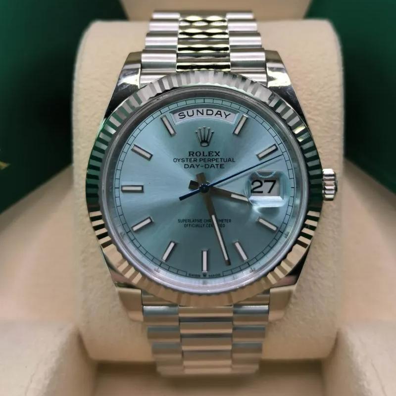 Rolex Day-Date 40 mm Ice blue Dial 228236 - Image 3