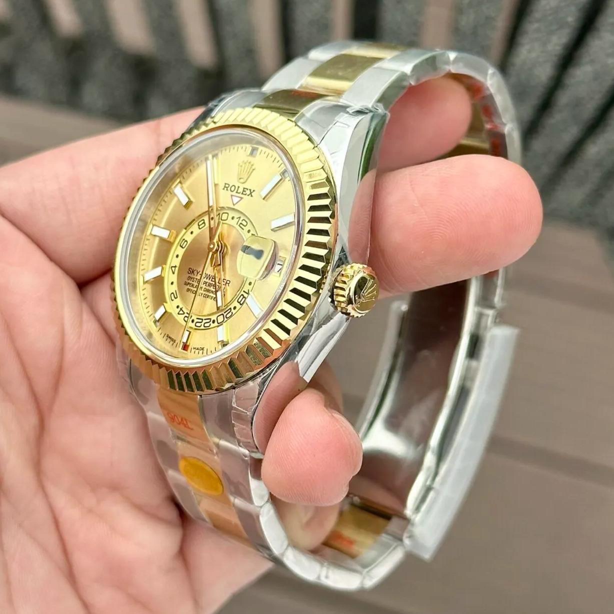 Rolex Sky-Dweller Gold Watch Champagne Dial 336933 - Image 4