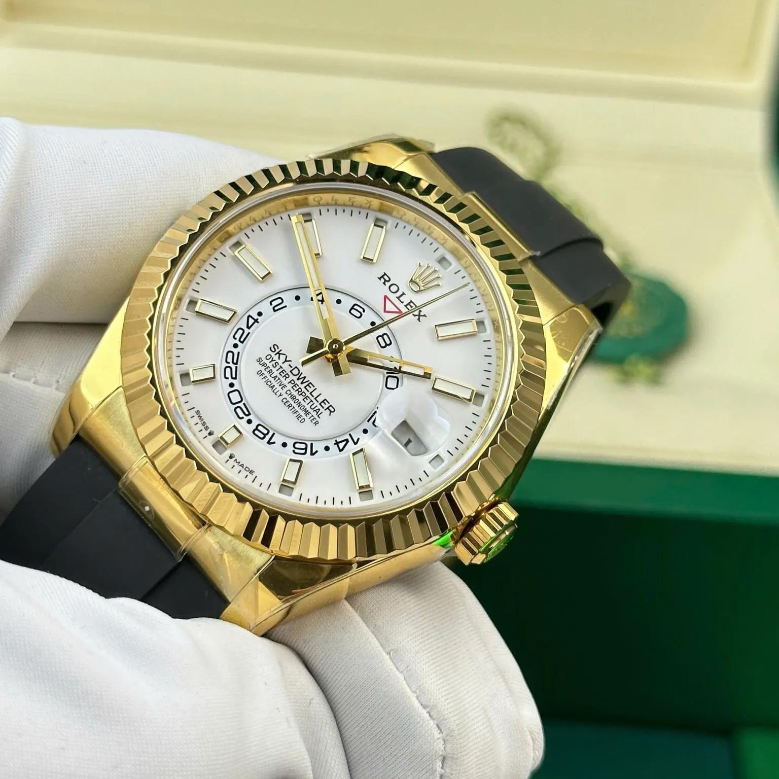 Rolex Sky-Dweller For Sale 42 mm Intense white Dial 336238 - Image 5