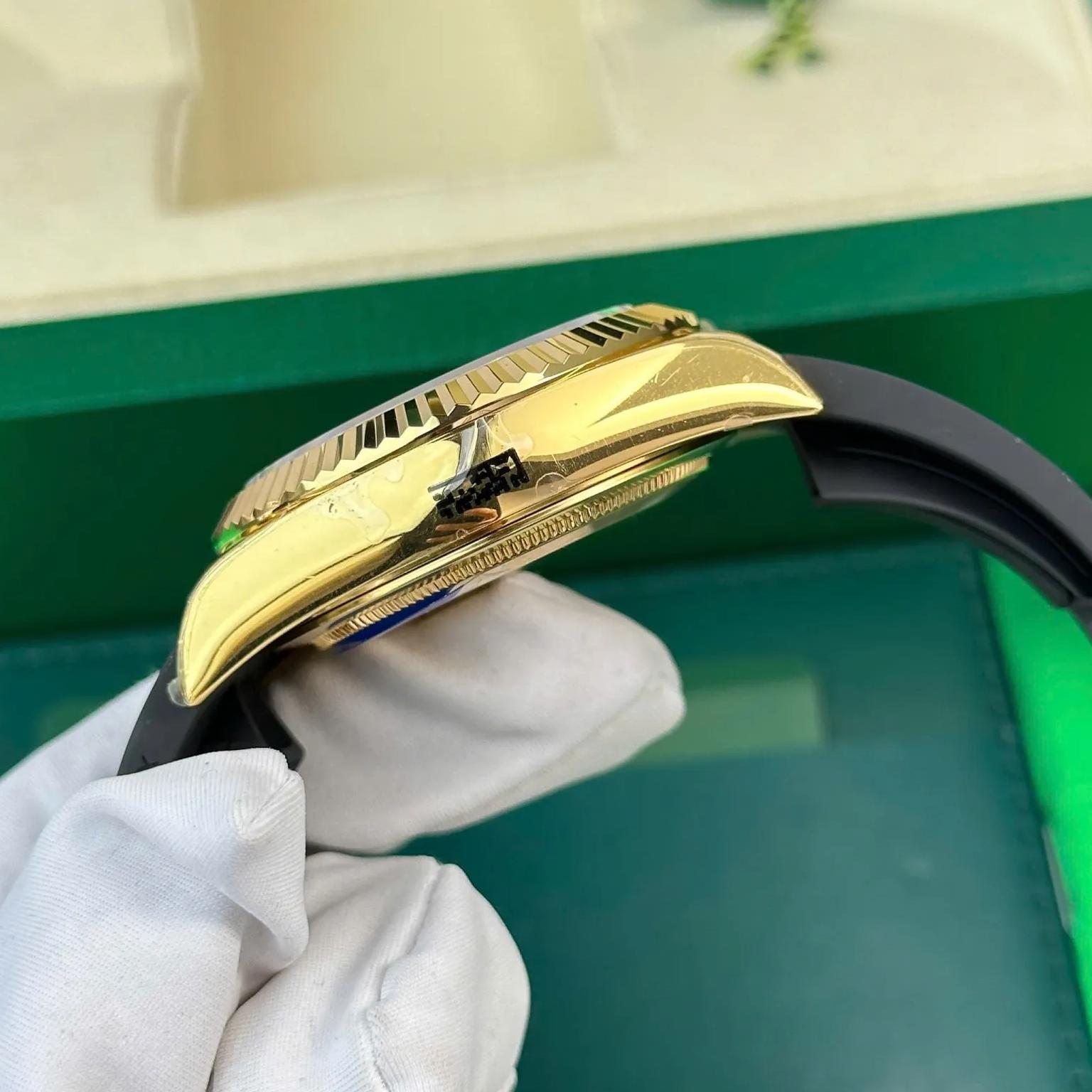 Rolex Sky-Dweller For Sale 42 mm Intense white Dial 336238 - Image 10