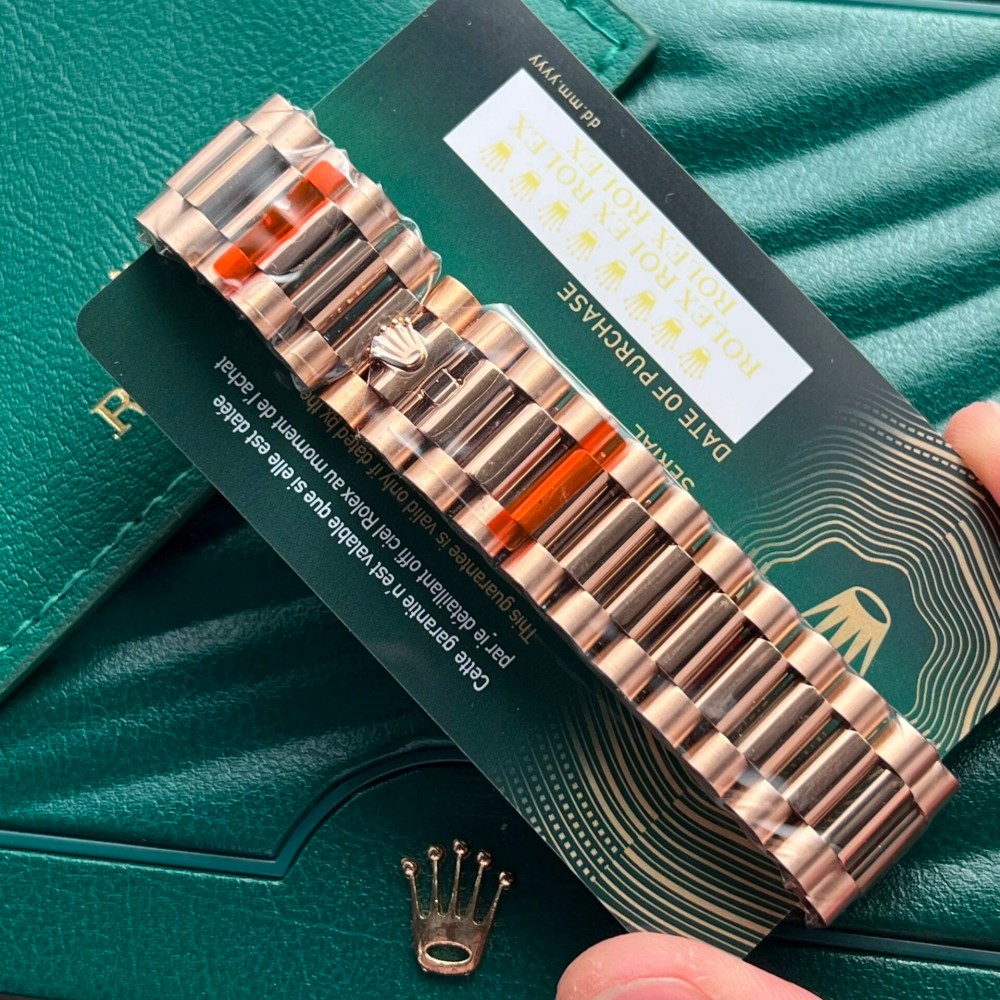 Rolex Day-Date 40 mm Chocolate Dial 228345RBR - Image 5