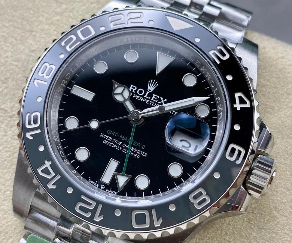 Superclone Rolex GMT-Master II 126710GRNR Bruce Wayne Jubilee 2024 - Image 2
