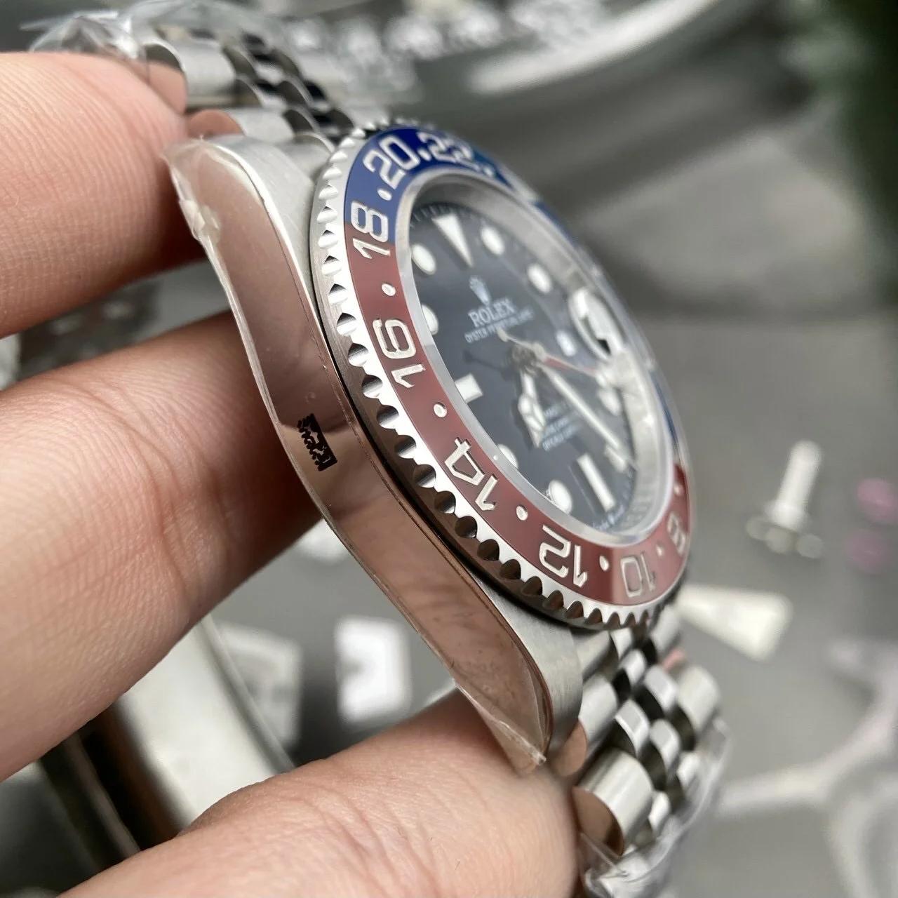 Superclone Rolex GMT-Master II 40mm 126710BLRO Pepsi Jubilee - Image 3
