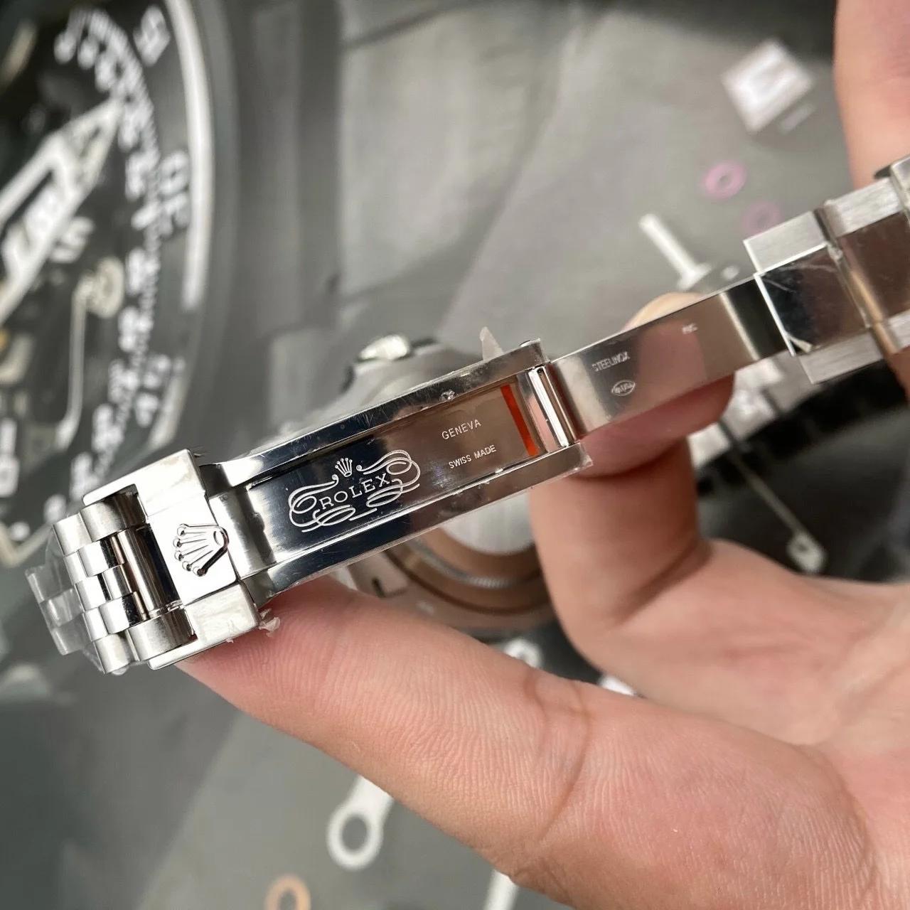 Superclone Rolex GMT-Master II 40mm 126710BLRO Pepsi Jubilee - Image 7