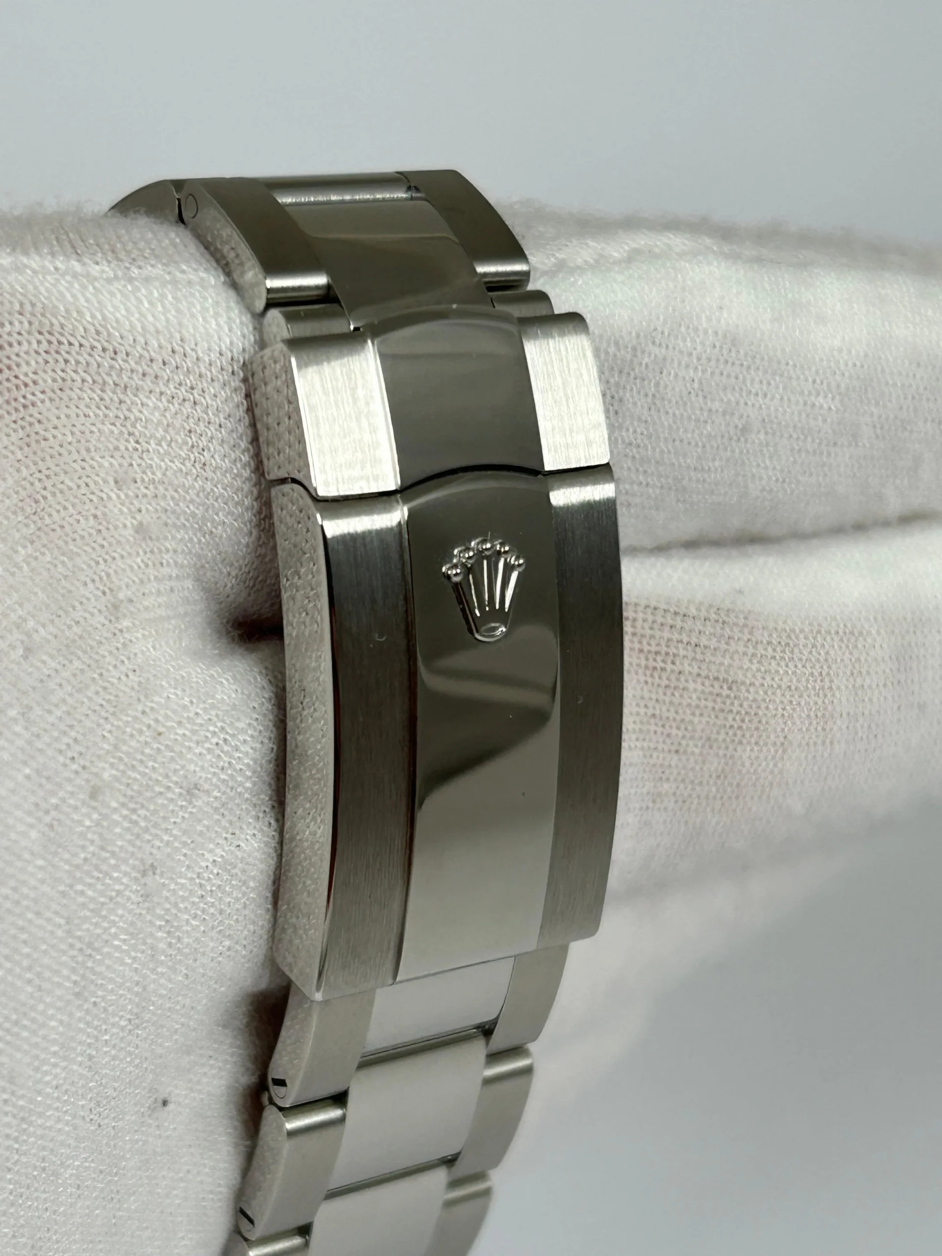 Rolex Sky-Dweller Green - Image 4