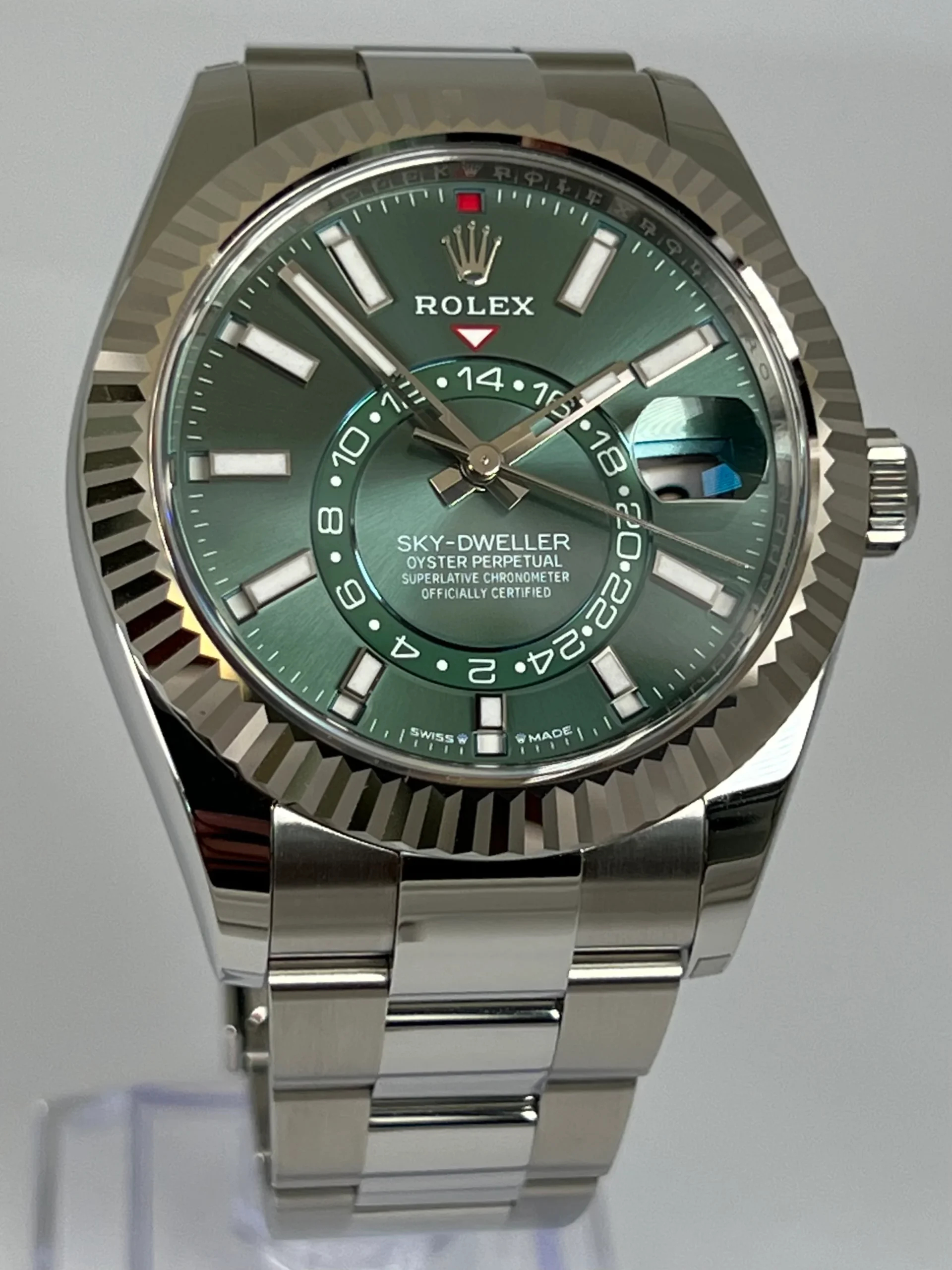 Rolex Sky-Dweller Green - Image 5