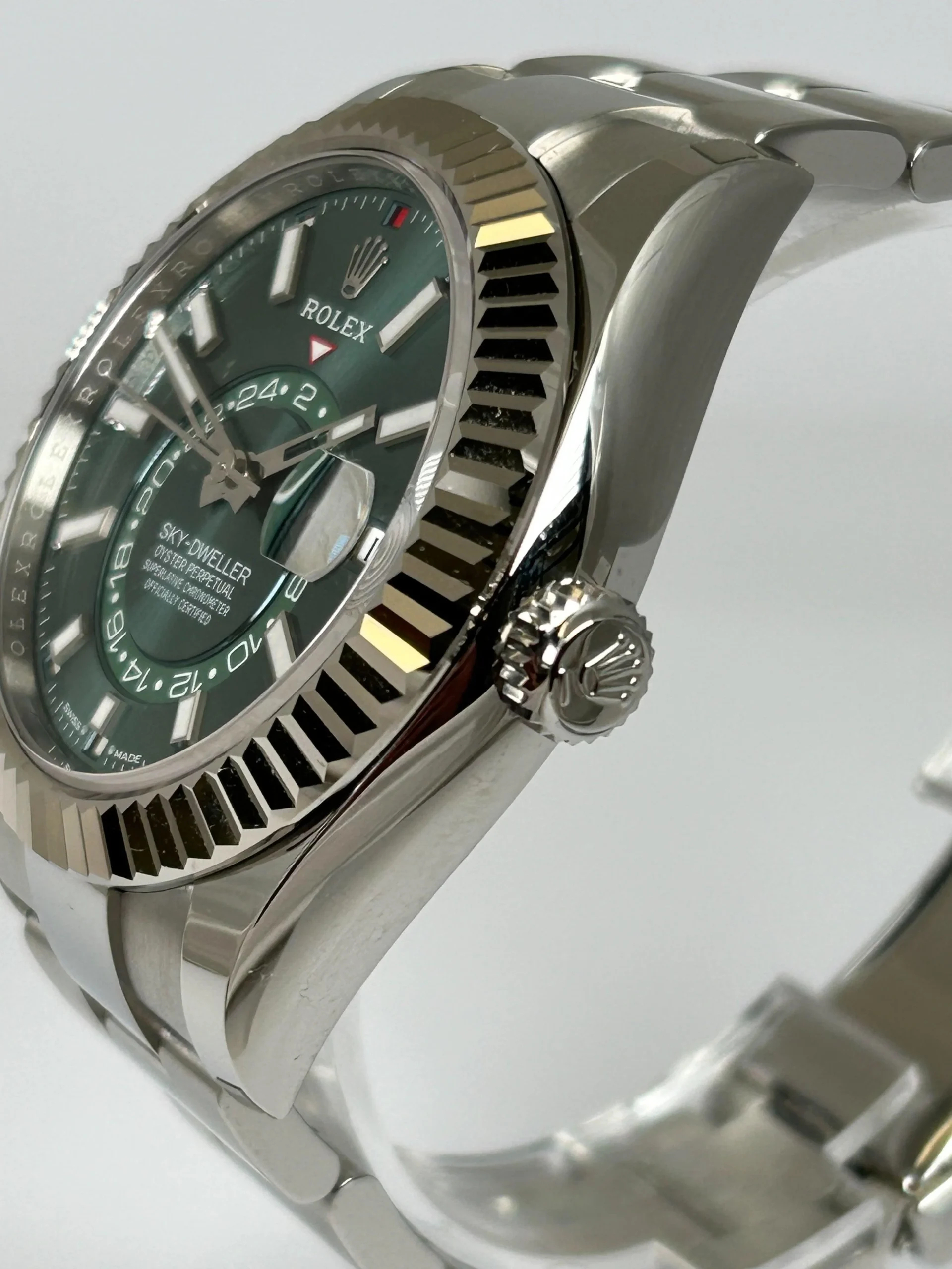 Rolex Sky-Dweller Green - Image 6