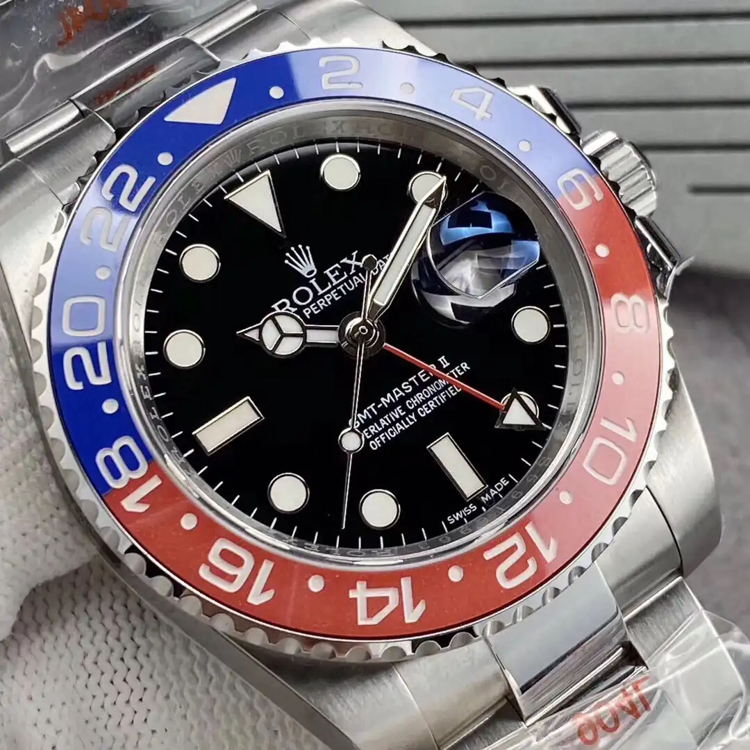 Rolex GMT-Master II Replica Watch - 126710BLRO 40mm Pepsi Oyster - Image 4